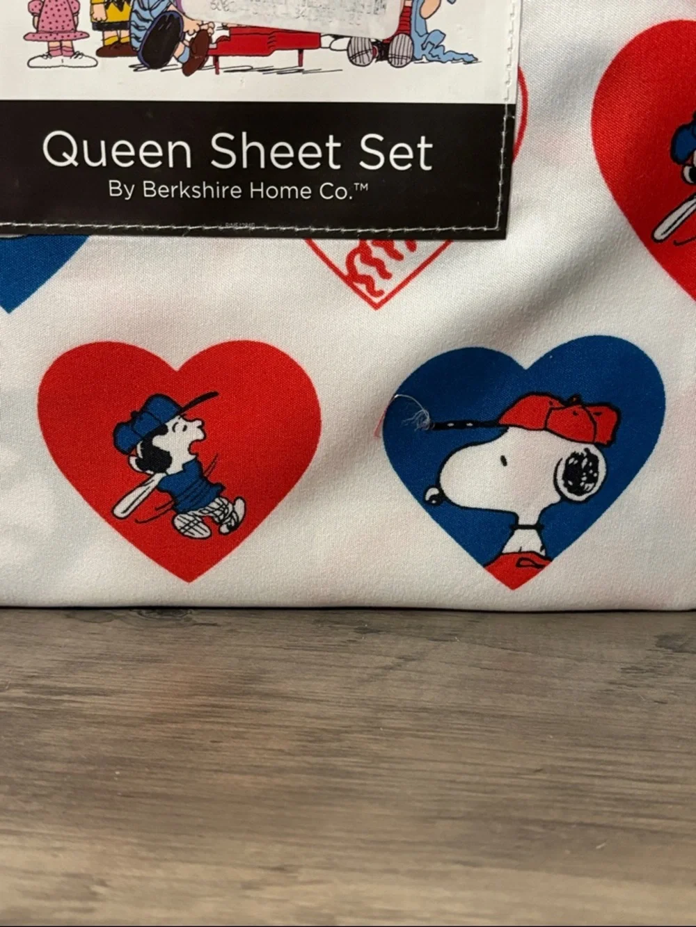 NEW Peanuts Snoopy Queen Sheet Set Red, Blue & White Heart Baseball Print